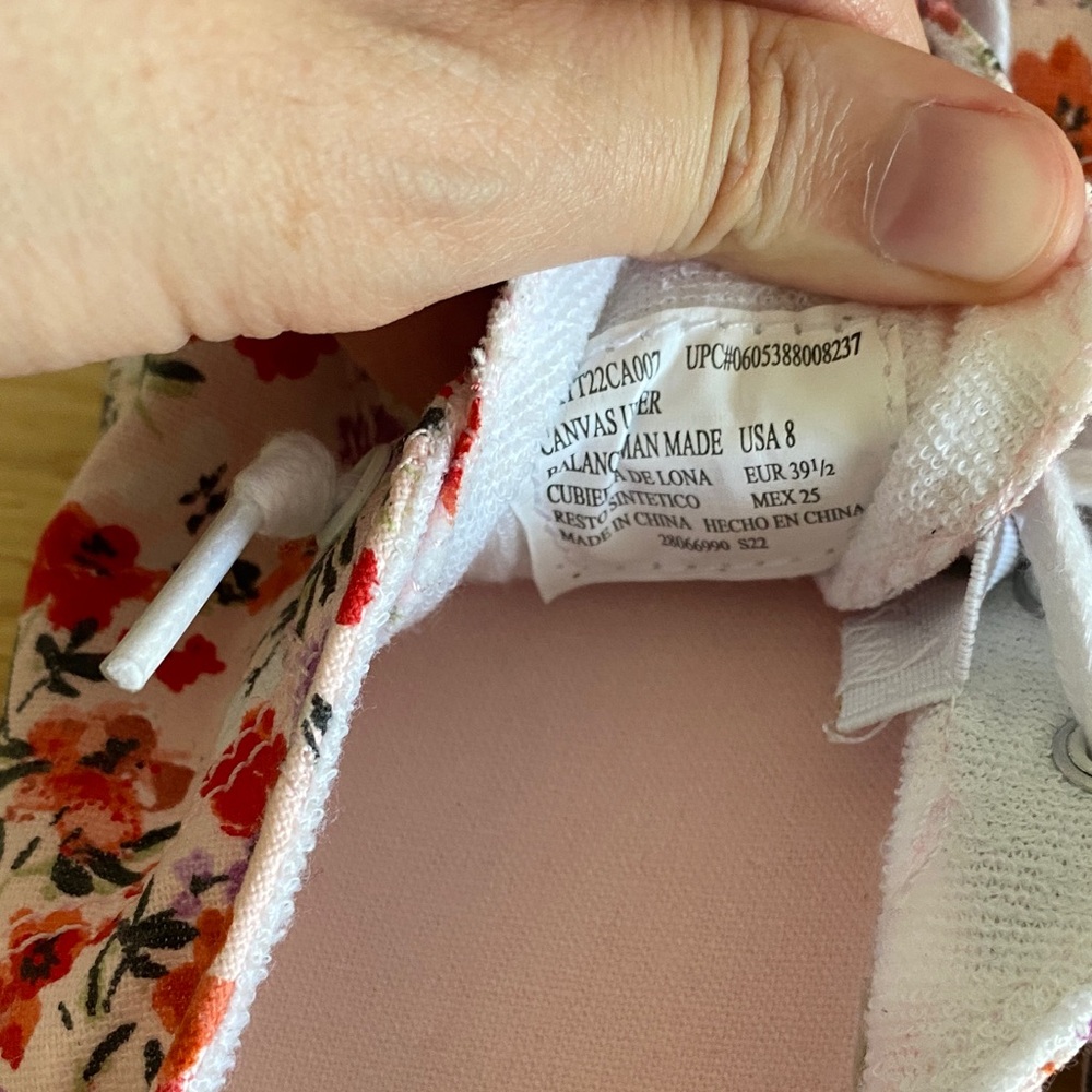 Time and Tru Women’s Floral Sneakers - Picture 3 of 11